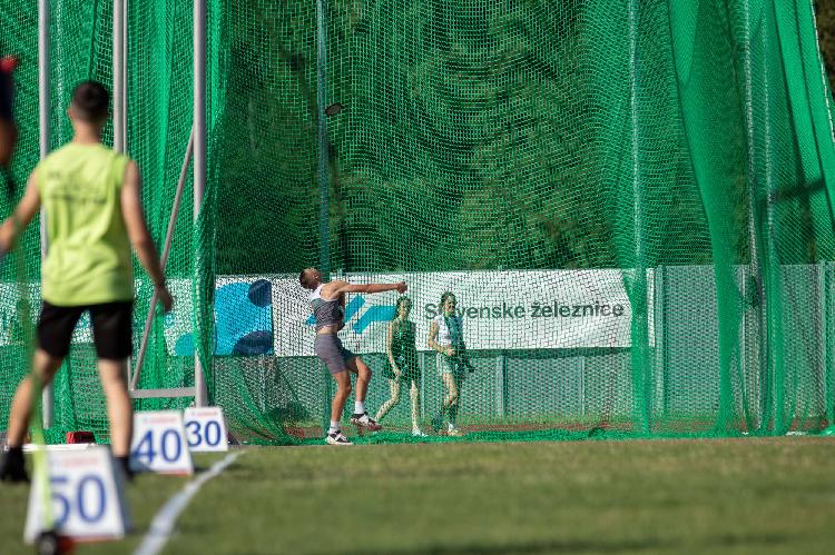 151751899919Kopija dokumenta _MG_8571.jpg-atletskimiting-nm.si